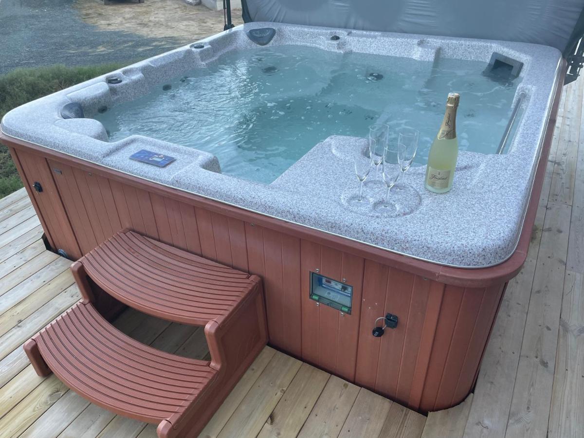 Exclusive Funkis Cabin, Lake View, Rooftop Terrace, Jacuzzi, Sauna, Close To Golf And Alpine ヴラダル エクステリア 写真